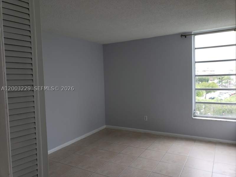 1 bedroom Condominium at 8840 Fontainebleau Blvd 402, San Marco Condo, Miami — photo 4