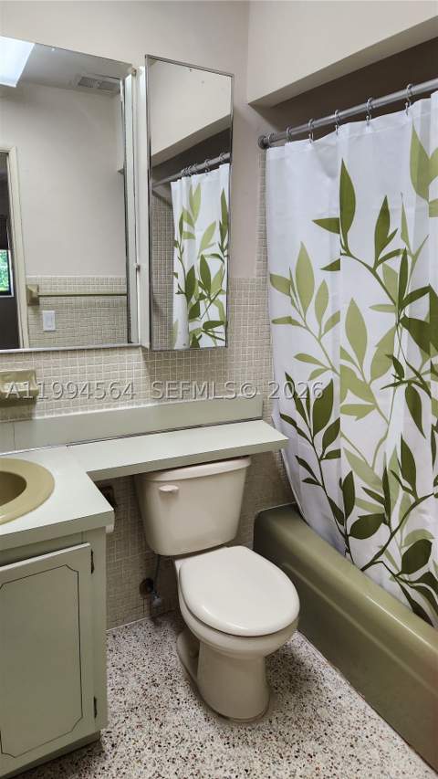 6241 NW 110th St, Hialeah FL - photo 16 of 28
