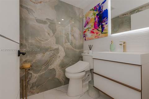 17375 Collins Ave 1601, Sunny Isles Beach FL - photo 14 of 36
