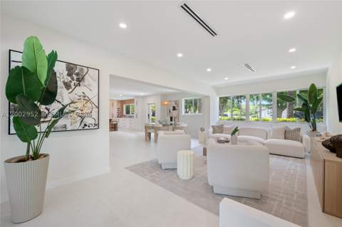 8405 SW 144th St, Palmetto Bay FL - photo 6 of 30