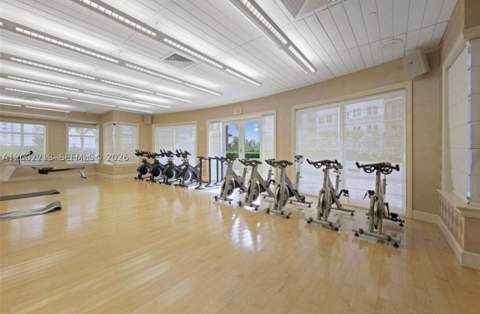 20000 E Country Club Dr 906, Aventura FL - photo 7 of 28