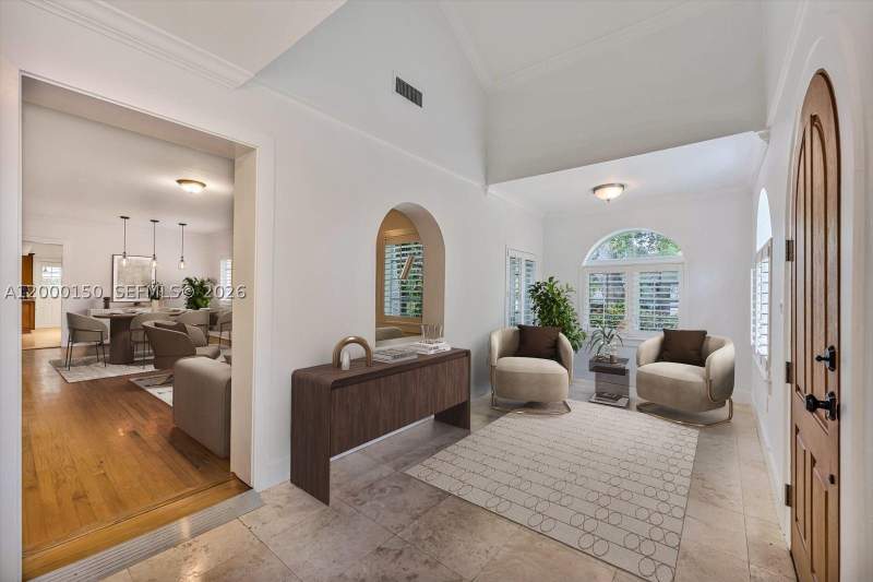 3 bedroom SingleFamilyResidence at 1102 Genoa St, Coral Gables Granada Sec, Coral Gables — photo 3
