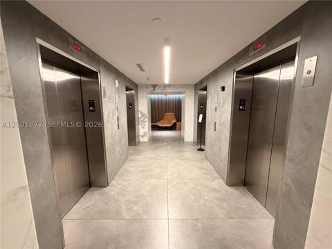 350 S Miami Ave 1601, Miami FL - photo 7 of 37