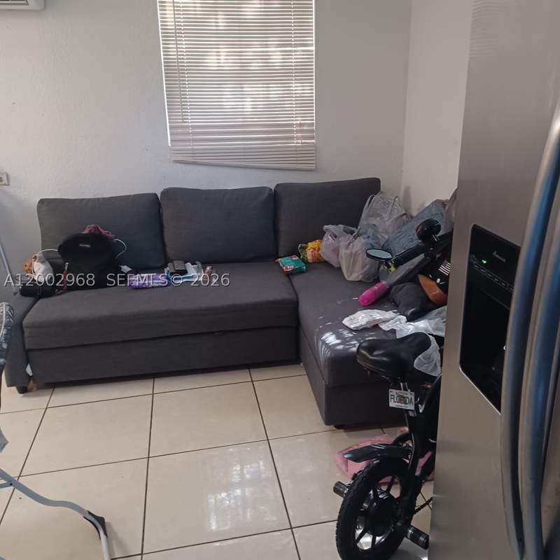 3 bedroom SingleFamilyResidence at 5250 NW 24th Ave, Glenwood Heights Addn, Miami — photo 5