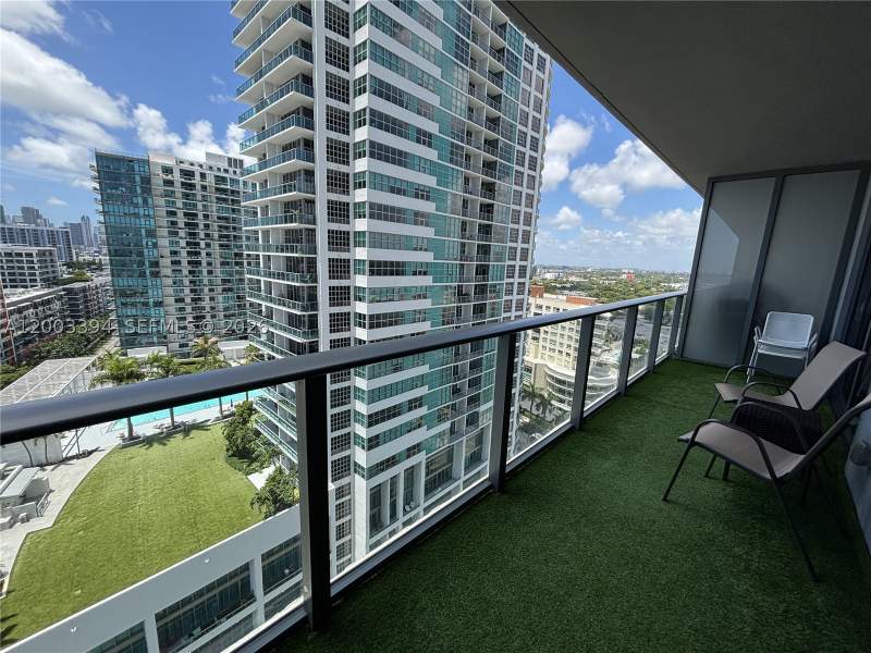 1 bedroom Condominium at 121 NE 34th St 1703, 3401 Midtown Condo, Miami — photo 2