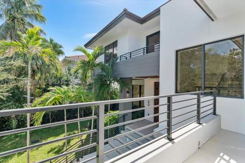 760 Woodcrest Rd, Key Biscayne FL - photo 16 of 43