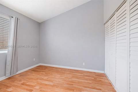 6255 Kendale Lakes Cir 218, Miami FL - photo 21 of 25