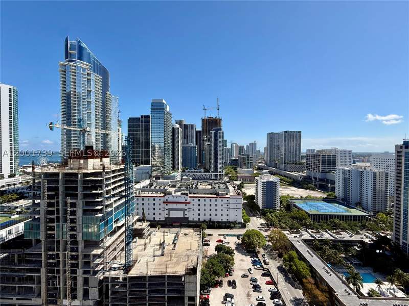 1 bedroom Condominium at 20 NE 11th St 2809, Miami North, Miami — photo 2