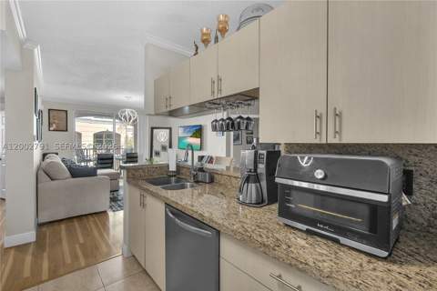 17125 N Bay Rd 3204, Sunny Isles Beach FL - photo 20 of 41