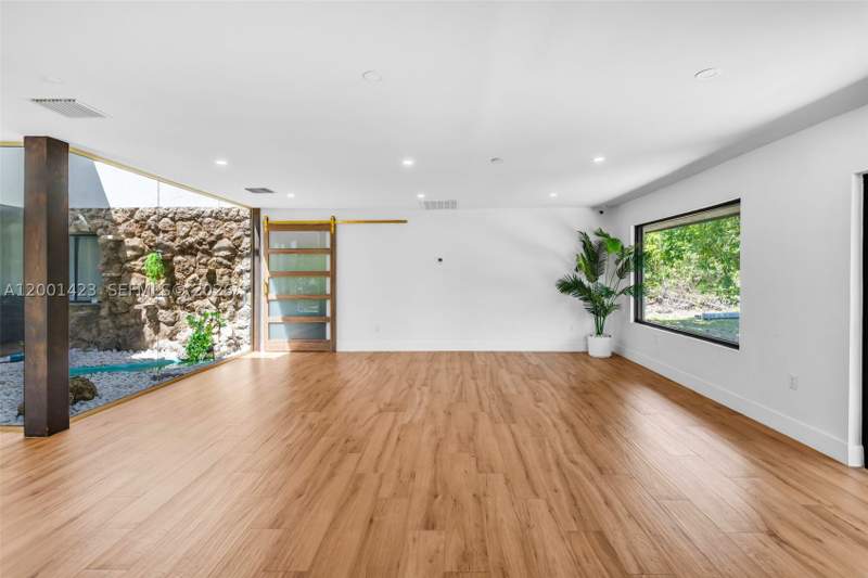 4 bedroom SingleFamilyResidence at 24200 SW 120th Ave, Princeton, Homestead — photo 3