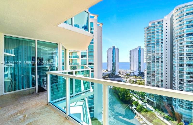 3 bedroom Condominium at 250 Sunny Isles Blvd 3-1606, St Tropez On The Bay III, Sunny Isles Beach — photo 2