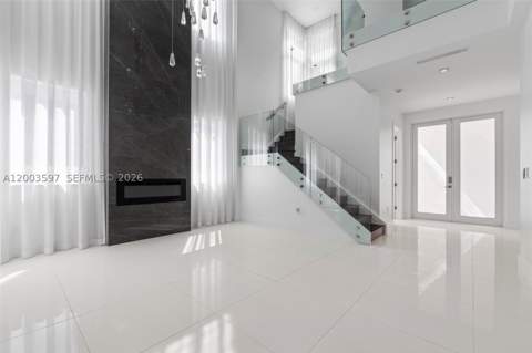 10431 NW 68th Ter, Doral FL - photo 6 of 55
