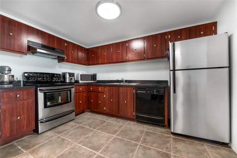 150 SE 25th Rd 12B, Miami FL - photo 11 of 17