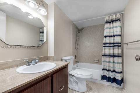 150 SE 25th Rd 12B, Miami FL - photo 13 of 17
