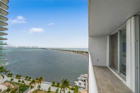 150 SE 25th Rd 12B, Miami FL - photo 6 of 17
