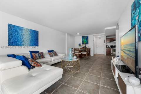 150 SE 25th Rd 12B, Miami FL - photo 8 of 17