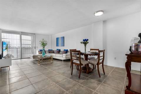 150 SE 25th Rd 12B, Miami FL - photo 9 of 17