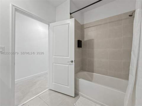 13218 SW 189th Ter, Miami FL - photo 13 of 47