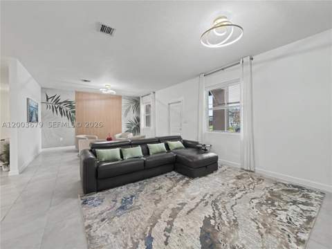 13218 SW 189th Ter, Miami FL - photo 9 of 47