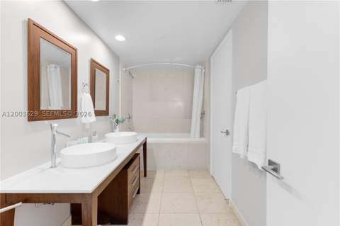 485 Brickell Ave 4501, Miami FL - photo 18 of 49