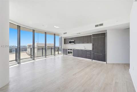 55 SW 9th St 3106, Miami FL - photo 10 of 45