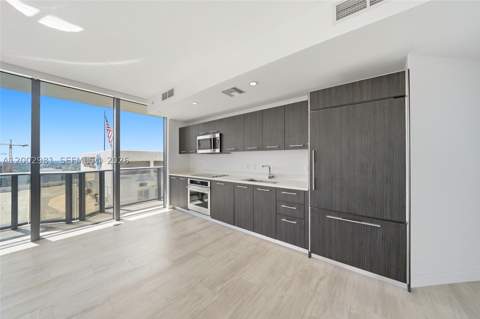 55 SW 9th St 3106, Miami FL - photo 11 of 45