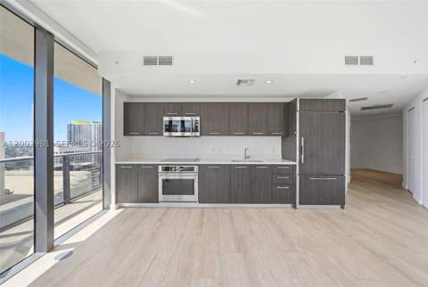 55 SW 9th St 3106, Miami FL - photo 12 of 45