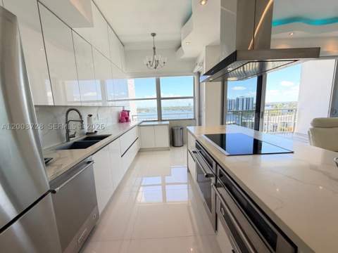 18041 Biscayne Blvd Ph01, Aventura FL - photo 9 of 55