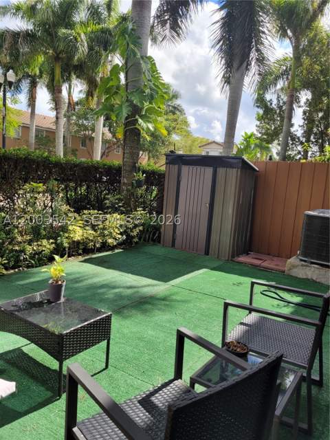 1015 SE 24th Ter, Homestead FL - photo 13 of 33