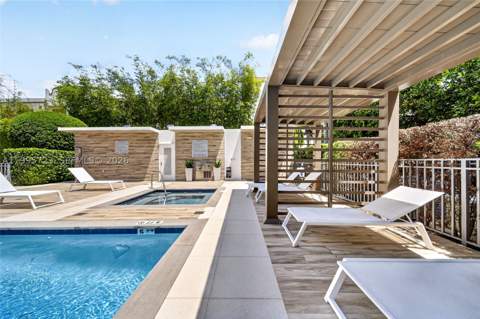 455 NE 39th St 113, Miami FL - photo 16 of 19