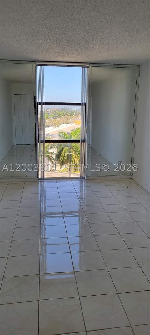 13499 Biscayne Blvd 511, North Miami FL - photo 12 of 21