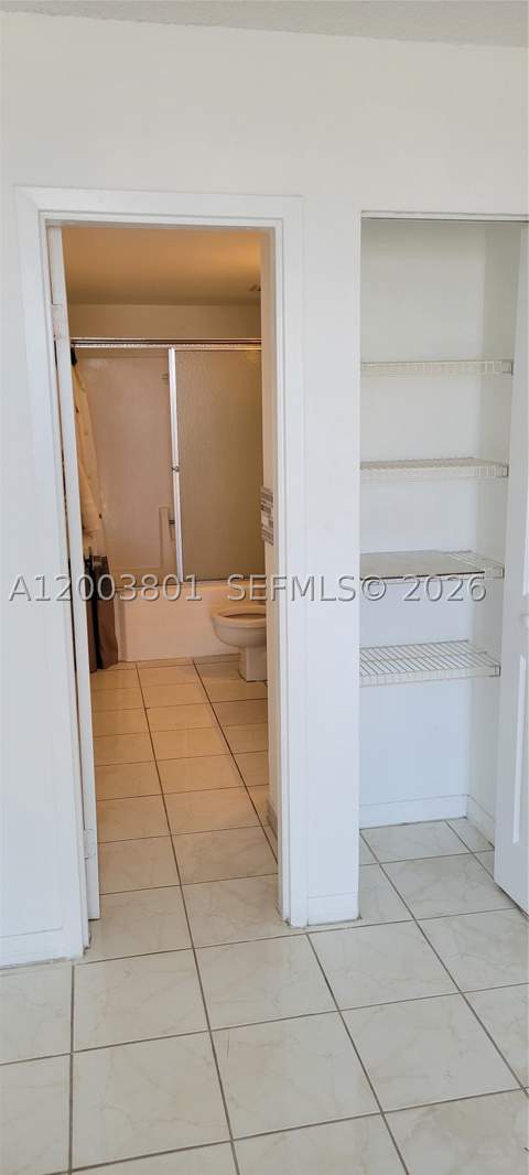 13499 Biscayne Blvd 511, North Miami FL - photo 19 of 21