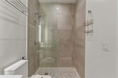 229 SW 9th St 502, Miami FL - photo 11 of 31