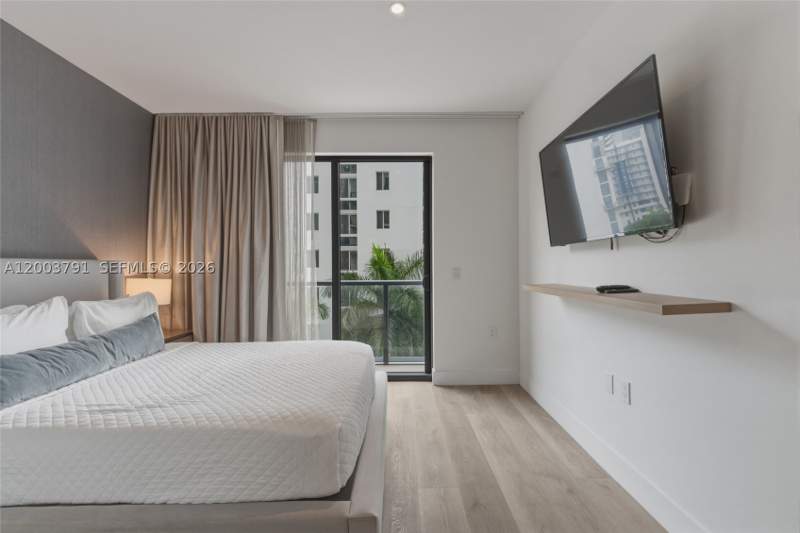 0 bedroom Condominium at 229 SW 9th St 502, Smart Brickell, Miami — photo 3