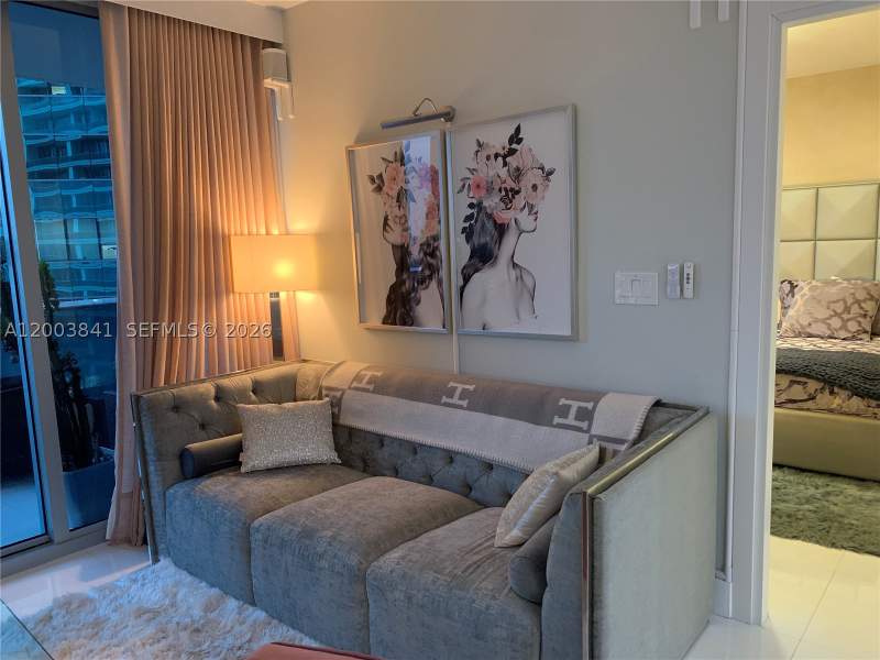 1 bedroom Condominium at 200 Biscayne Boulevard Way 4011, Epic West Condo, Miami — photo 4