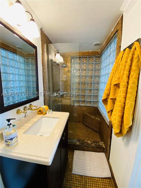 335 Ocean Dr 228, Miami Beach FL - photo 6 of 15