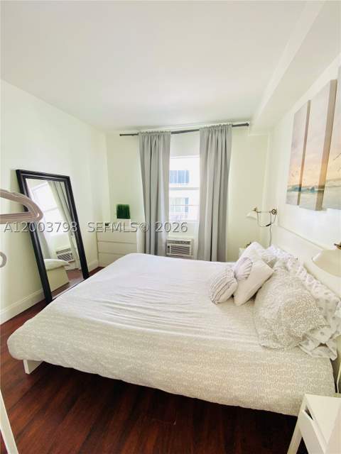 335 Ocean Dr 228, Miami Beach FL - photo 7 of 15