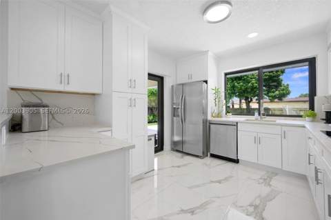 1951 NE 187th Dr, North Miami Beach FL - photo 14 of 26