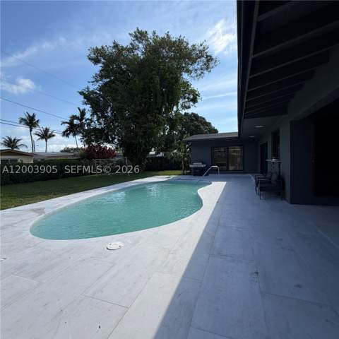 1951 NE 187th Dr, North Miami Beach FL - photo 21 of 26