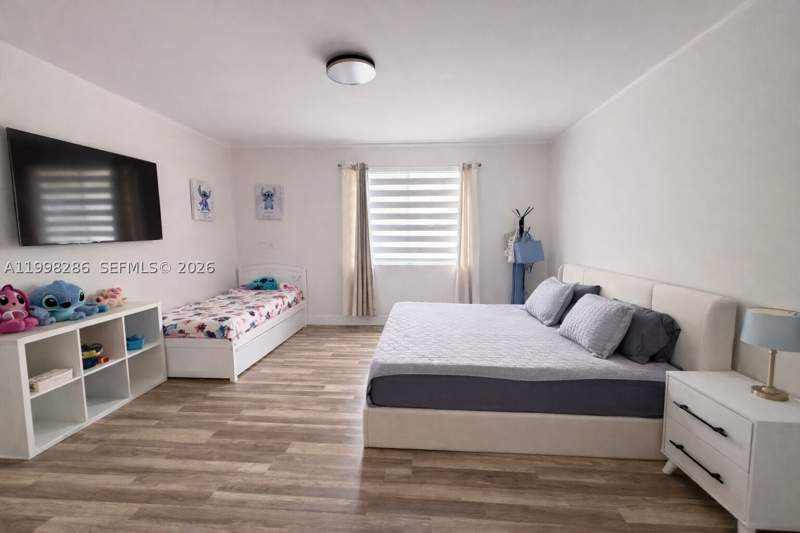 3 bedroom SingleFamilyResidence at 3166 NW 170th St, Golden Glades Park, Miami Gardens — photo 5