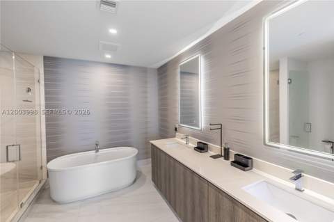 17550 Collins Ave 1202, Sunny Isles Beach FL - photo 22 of 54