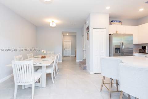 23129 SW 99th Ave, Cutler Bay FL - photo 13 of 38