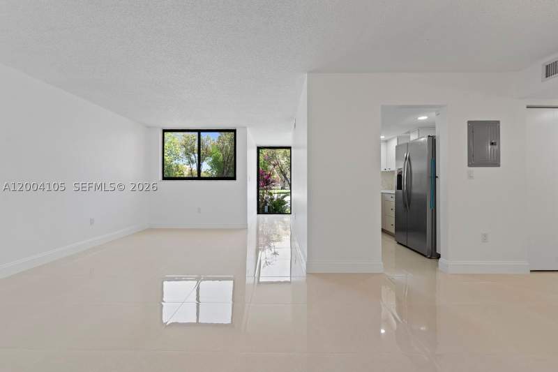 2 bedroom Condominium at 9440 W Flagler St 106, Versialles Gardens II Con, Miami — photo 2