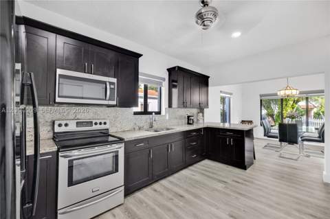 2152 SW 10th St, Miami FL - photo 6 of 20