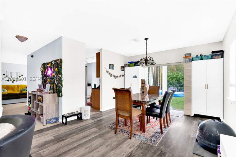 3 bedroom SingleFamilyResidence at 9031 SW 208th Ter, Pelican Bay At Old Cutler, Cutler Bay — photo 5