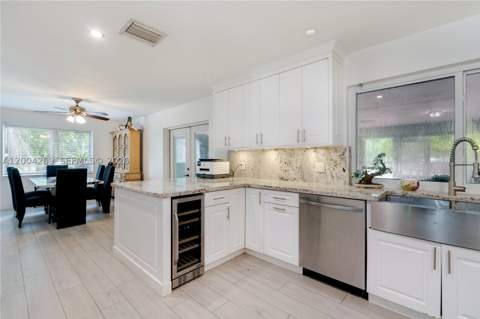 26105 SW 193rd Ave, Homestead FL - photo 11 of 31