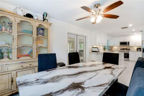 26105 SW 193rd Ave, Homestead FL - photo 14 of 31
