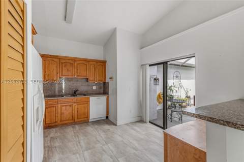 6696 SW 152nd Pl 27-96, Miami FL - photo 12 of 32