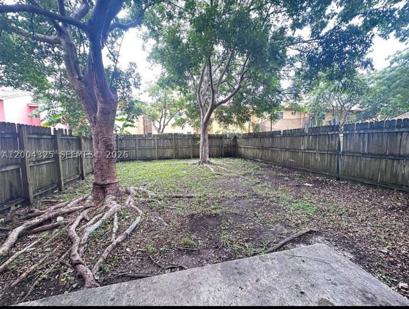 3 bedroom Townhouse at 941 SW 6th Pl, Abel Homes At Keys Winds, Florida City — photo 2