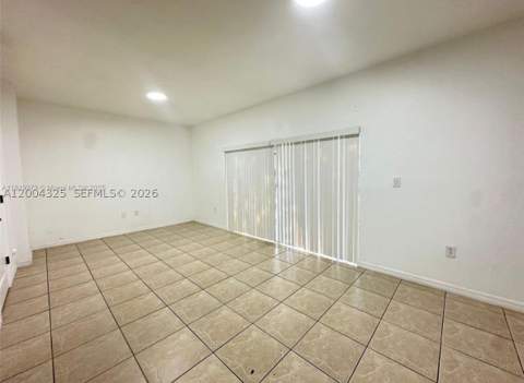 941 SW 6th Pl, Florida City FL - photo 8 of 16